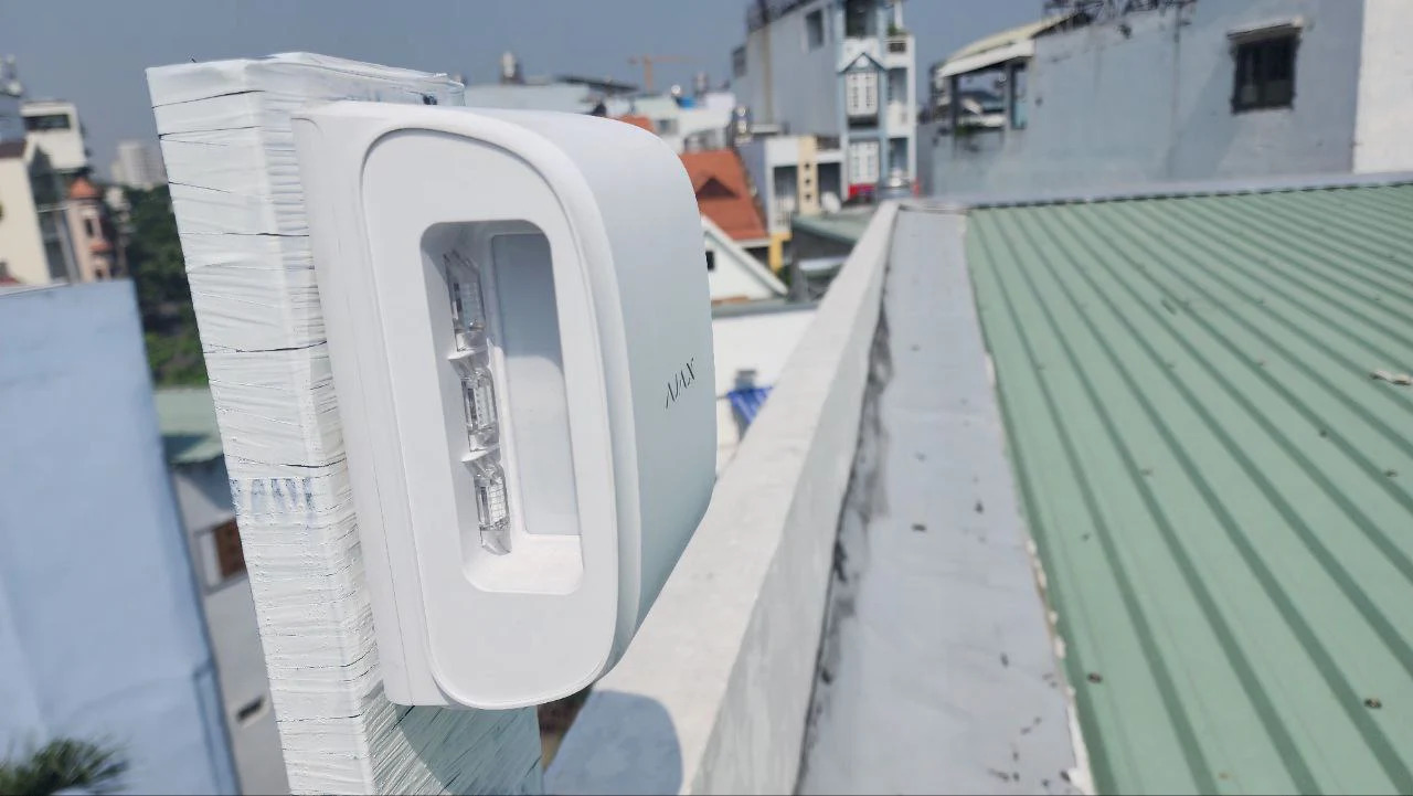 Ajax bảo vệ căn biệt thự trong khu dân cư phức tạp - Image 4